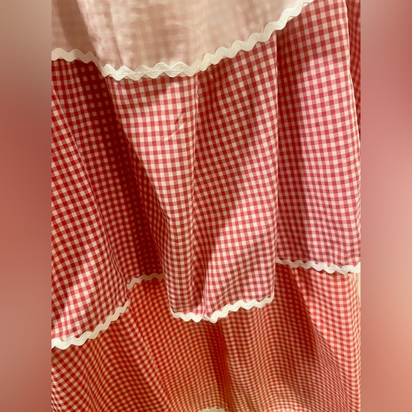 English Factory 3-tier Ruffle Dress, rare find! NWOT, size medium - Picture 2 of 4